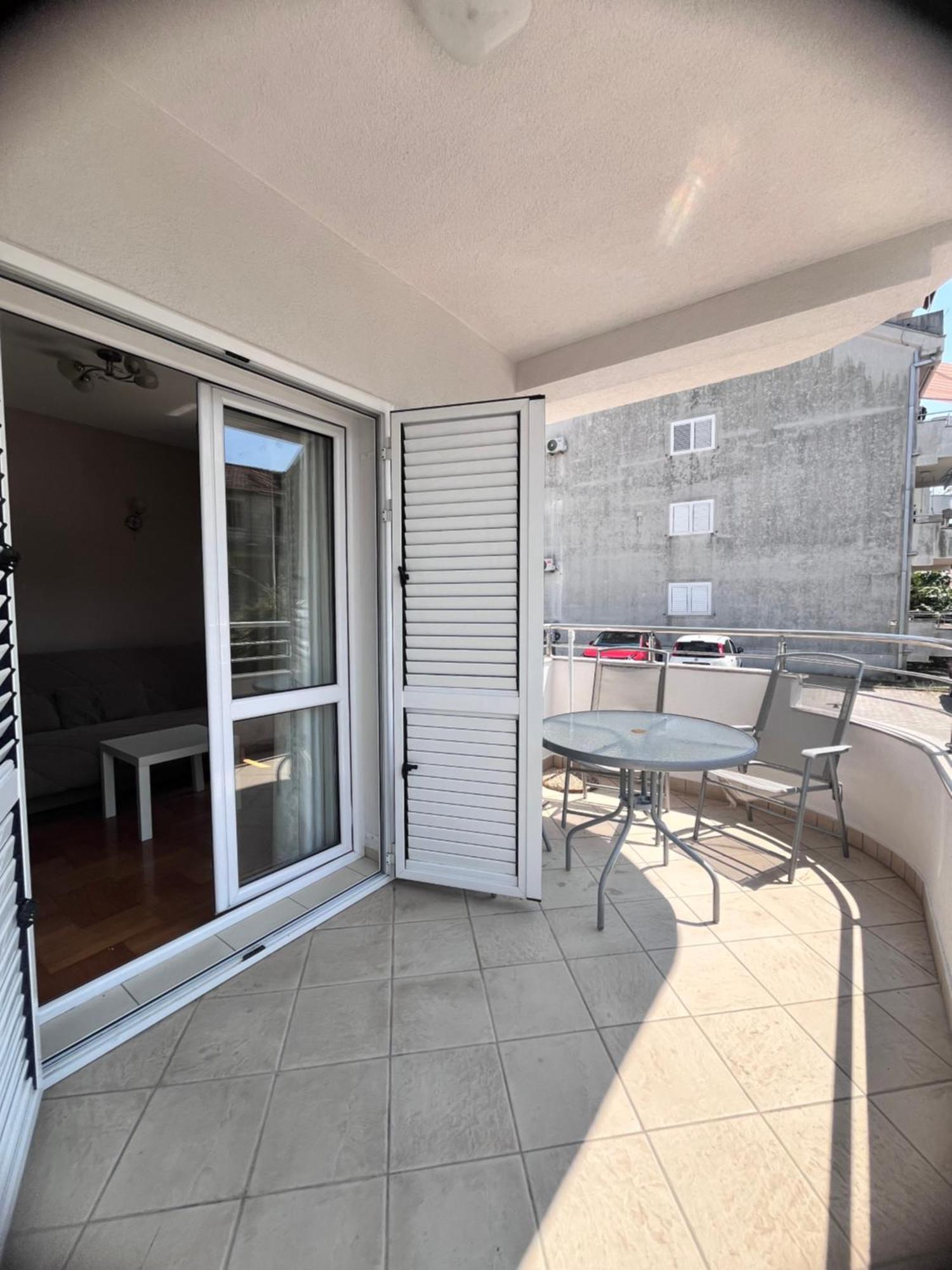 Apartment Belani, Own Parking Tivat Eksteriør bilde